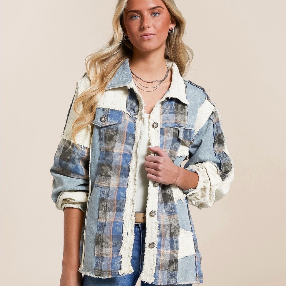 POL Women's Blue Denim Plaid Sherpa-Lined Jacket